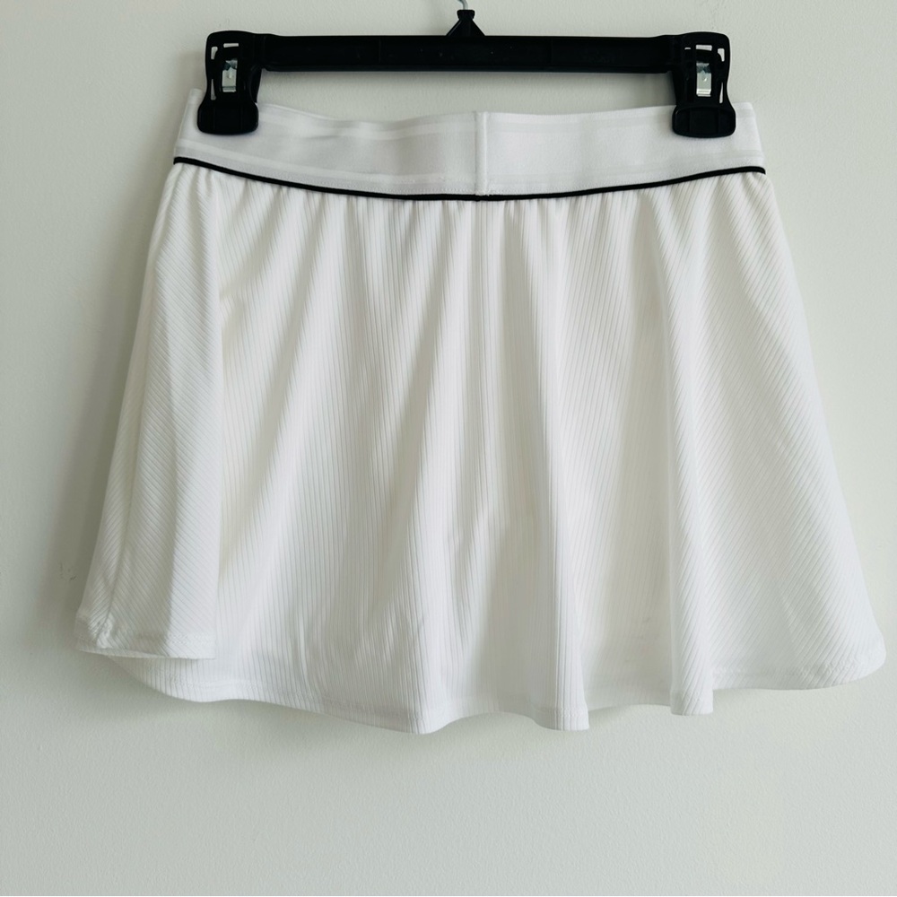 Nike white Tennis Skirt - Picture 9 of 11